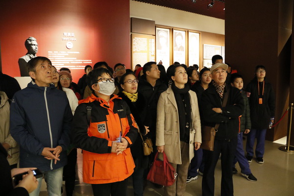 农工党镇江市委开展支部联组主题教育活动 (3).JPG