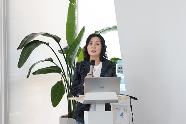 张健红 市委会主委.jpg