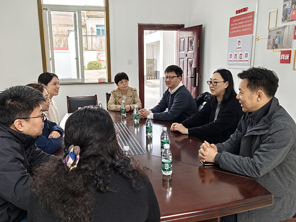 农工党苏州市委会成长营高新区二组召开工作总结会 (2).jpg