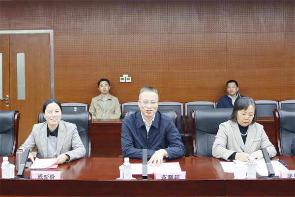 农工党镇江市委会举行统一战线“地域+领域”组团式帮扶签约仪式 (2)_副本.jpg