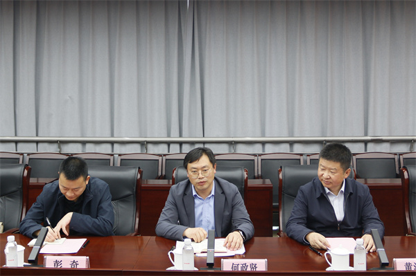 农工党镇江市委会举行统一战线“地域+领域”组团式帮扶签约仪式 (3)_副本.jpg