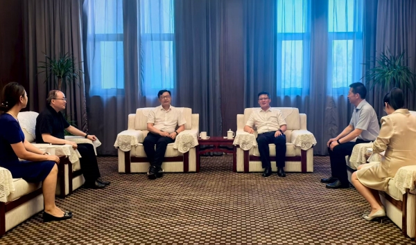 走访大丰区委统战部.jpg